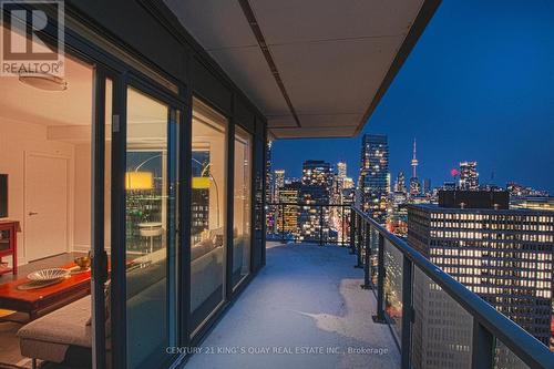 3503 - 955 Bay Street, Toronto (Bay Street Corridor), ON - Outdoor With Balcony With Exterior