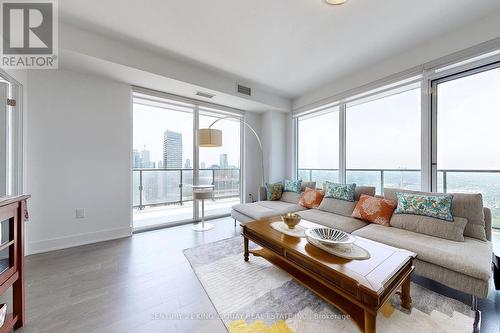 3503 - 955 Bay Street, Toronto (Bay Street Corridor), ON - Indoor Photo Showing Living Room