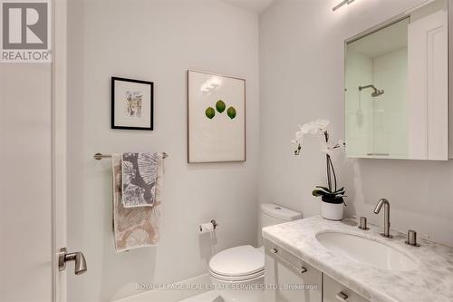 902 - 206 Bloor Street W, Toronto (Annex), ON - Indoor Photo Showing Bathroom