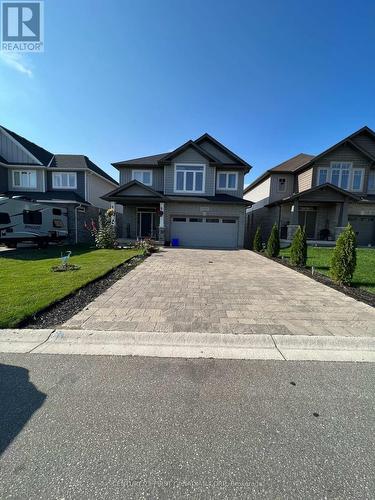 Upper - 2528 Holbrook Drive, London, ON - Outdoor With Facade