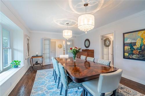 4306 Lakeshore Road, Burlington, ON - Indoor Photo Showing Dining Room