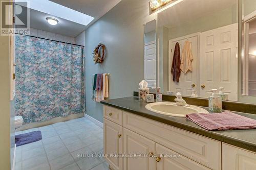 760 Whitehaven Crescent, London, ON - Indoor Photo Showing Bathroom