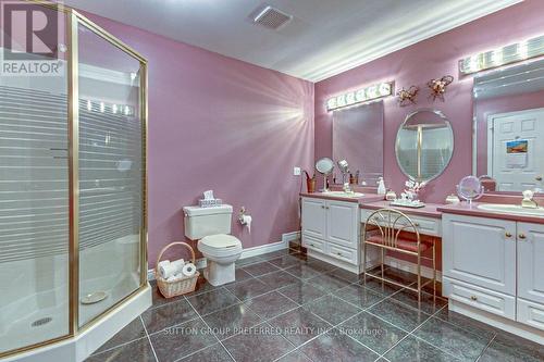 760 Whitehaven Crescent, London, ON - Indoor Photo Showing Bathroom