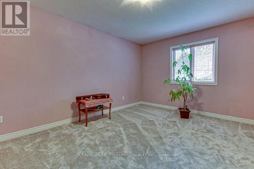 760 Whitehaven Crescent, London, ON - Indoor Photo Showing Other Room