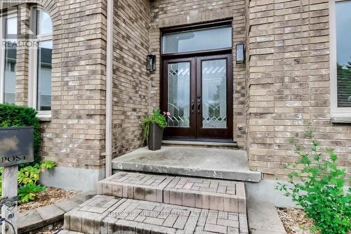 760 Whitehaven Crescent, London, ON - Outdoor