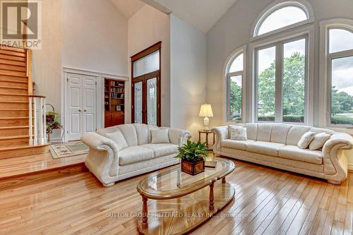 760 Whitehaven Crescent, London, ON - Indoor Photo Showing Living Room