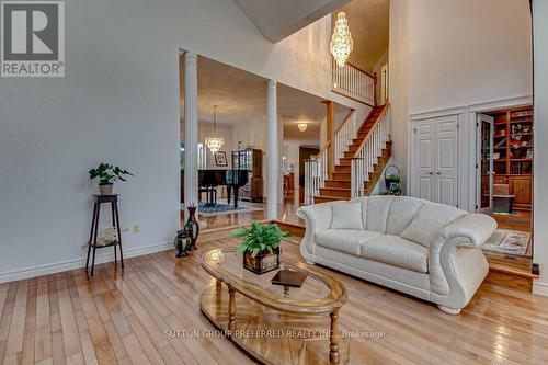 760 Whitehaven Crescent, London, ON - Indoor Photo Showing Living Room