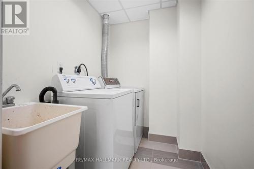 462 Guildwood Parkway, Toronto (Guildwood), ON - Indoor Photo Showing Laundry Room