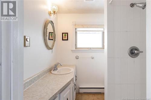 334 Vanier Street, Dieppe, NB - Indoor Photo Showing Bathroom