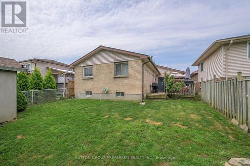 239 Portsmouth Crescent E, London, ON - Outdoor With Exterior