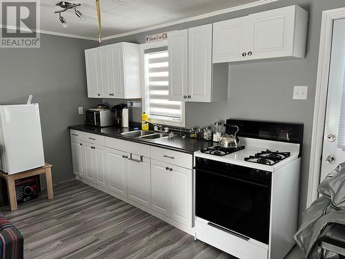 3 Gull Pond Road, New Harbour, NL - Indoor Photo Showing Kitchen With Double Sink