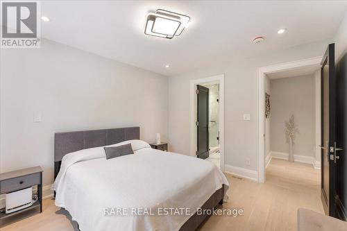 1566 Mount Pleasant Road, Toronto (Lawrence Park North), ON - Indoor Photo Showing Bedroom