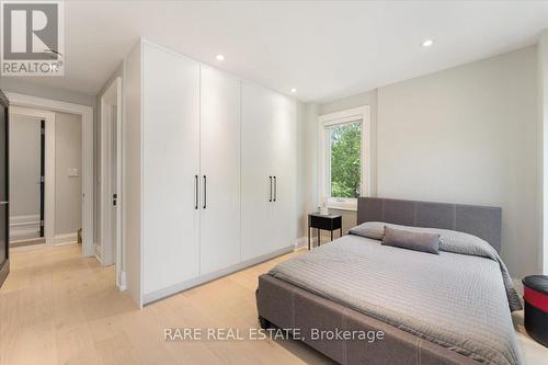 1566 Mount Pleasant Road, Toronto (Lawrence Park North), ON - Indoor Photo Showing Bedroom