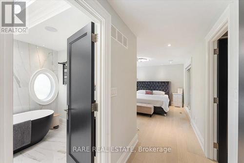 1566 Mount Pleasant Road, Toronto (Lawrence Park North), ON - Indoor Photo Showing Other Room