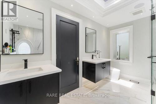 1566 Mount Pleasant Road, Toronto (Lawrence Park North), ON - Indoor Photo Showing Bathroom