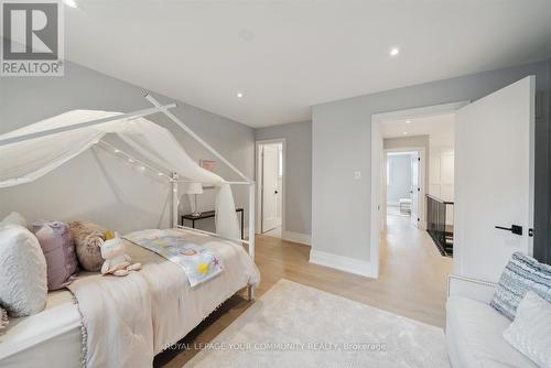 179 Valleyway Crescent, Vaughan, ON - Indoor Photo Showing Bedroom