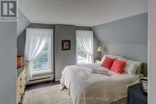 7 Drummond Street, Rideau Lakes, ON - Indoor Photo Showing Bedroom