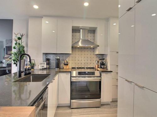 Kitchen - 5 Rue Des Villas, La Malbaie, QC - Indoor Photo Showing Kitchen With Upgraded Kitchen