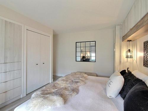 Bedroom - 5 Rue Des Villas, La Malbaie, QC - Indoor Photo Showing Bedroom