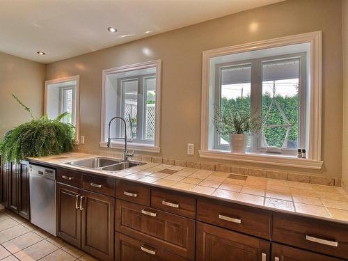 Kitchen - 205 Rue François-Hazeur, La Malbaie, QC - Indoor Photo Showing Kitchen With Double Sink