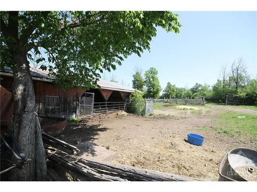 3159 8Th Line Road, Metcalfe, ON 