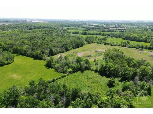 3159 8Th Line Road, Metcalfe, ON 