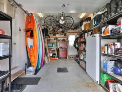 Garage - 