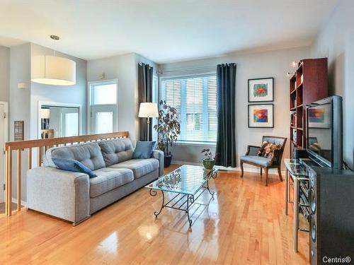 Salon - 7 Rue De L'Orge, Saint-Jean-Sur-Richelieu, QC - Indoor Photo Showing Living Room