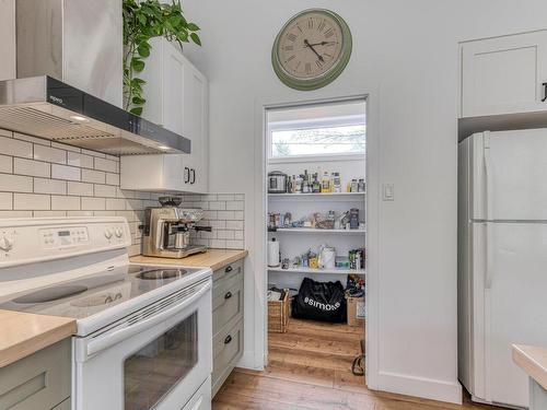 Kitchen - 6821 Rg Ste-Rose, Notre-Dame-De-Lourdes, QC - Indoor Photo Showing Kitchen