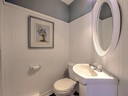 Powder room - 