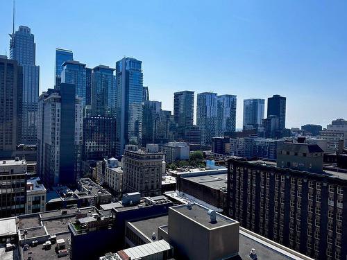 View - 17B-1200 Boul. De Maisonneuve O., Montréal (Ville-Marie), QC - Outdoor With View