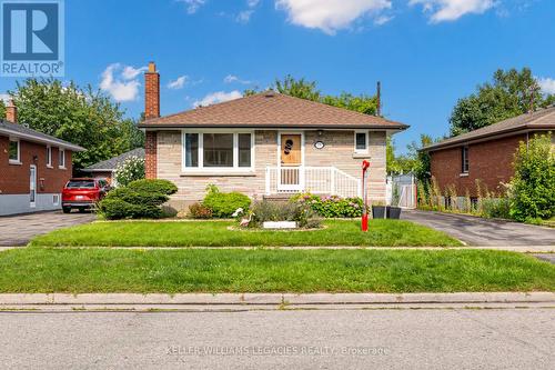 Upper - 235 Chadburn Street, Oshawa (Central), ON - Outdoor