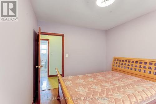 Upper - 235 Chadburn Street, Oshawa (Central), ON - Indoor Photo Showing Bedroom