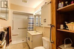 Main floor bathroom - 