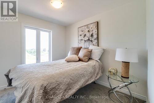 36 Dryden Lane, Hamilton (Mcquesten), ON - Indoor Photo Showing Bedroom