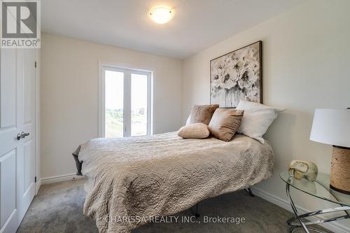 36 Dryden Lane, Hamilton (Mcquesten), ON - Indoor Photo Showing Bedroom