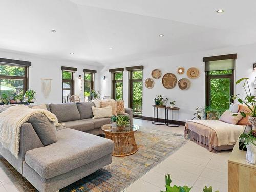 Family room - 430 Rue Du Domaine, Saint-Jérôme, QC - Indoor Photo Showing Living Room