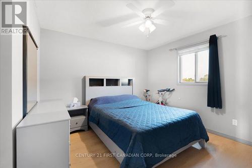 687 Sprucewood Drive, London, ON - Indoor Photo Showing Bedroom