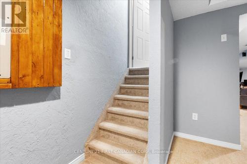 687 Sprucewood Drive, London, ON - Indoor Photo Showing Other Room