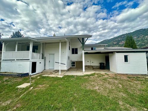 314 Fir Street, Castlegar, BC - Outdoor