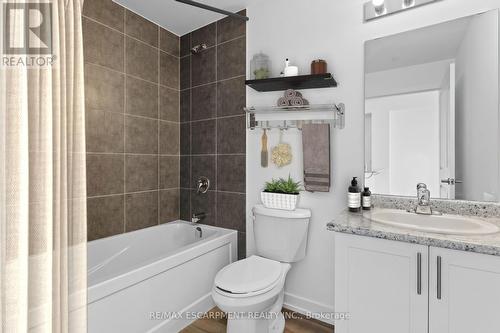 807 - 470 Dundas Street E, Hamilton (Waterdown), ON - Indoor Photo Showing Bathroom