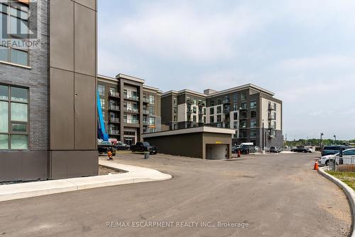 807 - 470 Dundas Street E, Hamilton (Waterdown), ON - Outdoor With Balcony