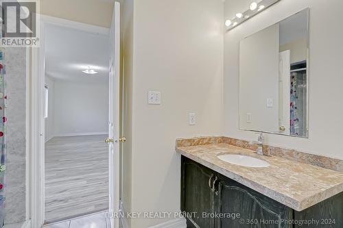 47 Monte Cristi Street, Windsor, ON - Indoor Photo Showing Bathroom