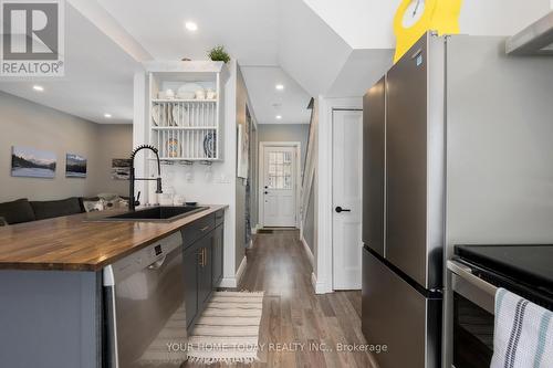 160 King Street, Stratford, ON - Indoor Photo Showing Kitchen