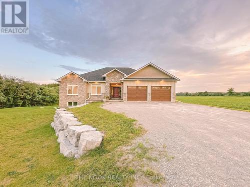 418 Golf Course Road, Kawartha Lakes, ON - Outdoor