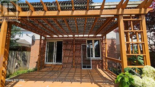 15 Hutton Place, Clarington (Bowmanville), ON - Outdoor With Deck Patio Veranda