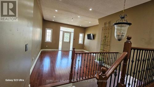 15 Hutton Place, Clarington (Bowmanville), ON - Indoor Photo Showing Other Room