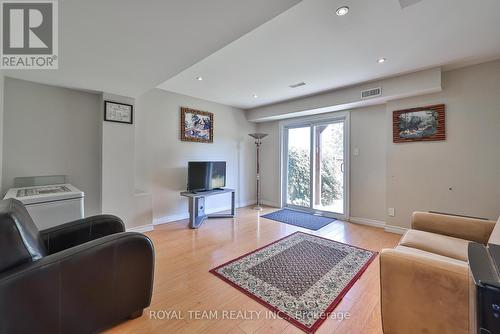 11 Jarrett Court, Vaughan (Vellore Village), ON - Indoor