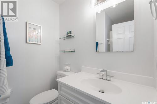 105 Hutcheson Street, Melfort, SK - Indoor Photo Showing Bathroom