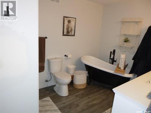 1608 101St Street, Tisdale, SK - Indoor Photo Showing Bathroom